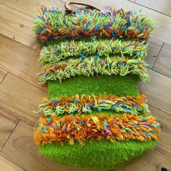 Colorful Floral, shell, felted, Handmade Handbag with Wooden Handles very unique - Picture 9 of 9